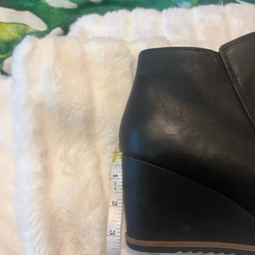 Soul Naturalizer Hudson 10M Black Leather Side Zip Fall Winter Wedge Booties